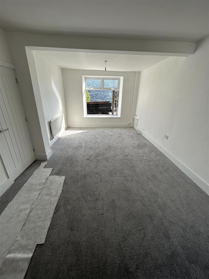 3 Bedroom House End Terrace Cilhaul Terrace, Mountain Ash Durbin & Co